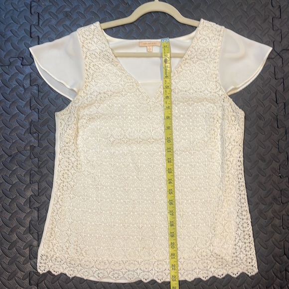 Skies Are Blue Lace Blouse - Picture 7 of 12